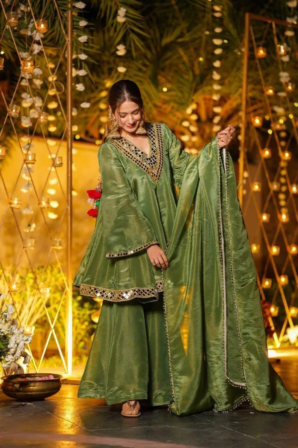 Green_Embellished_Anarkali_Suit_Set_for_Women