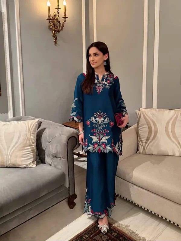 Navy_Blue_Rayon_Embroidered_Straight_Kurta_Palazzo_Set_For_Women