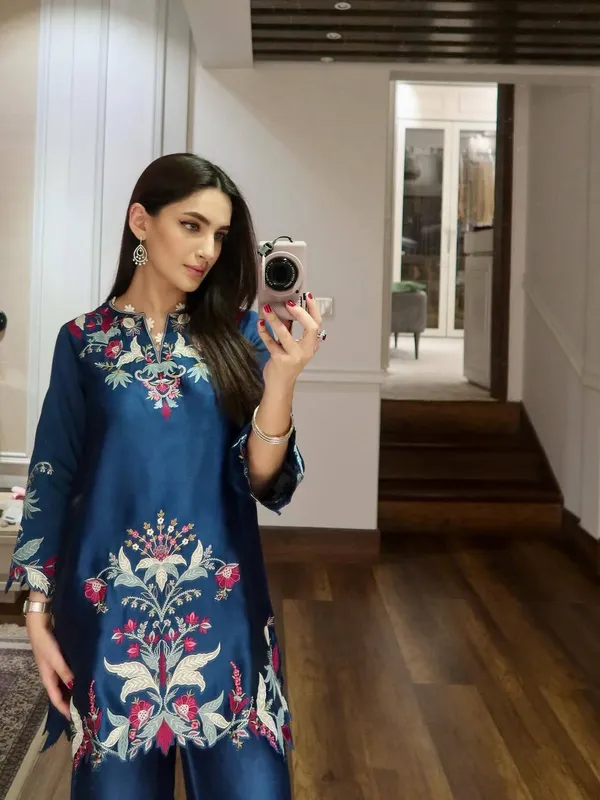 Navy_Blue_Rayon_Embroidered_Straight_Kurta_Palazzo_Set_For_Women