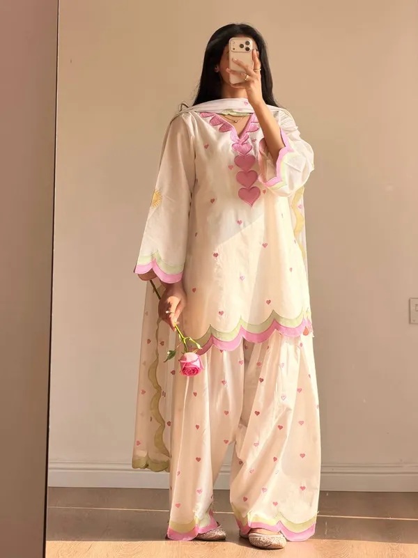Ivory_Printed_Straight_Kurta_Set_for_Women