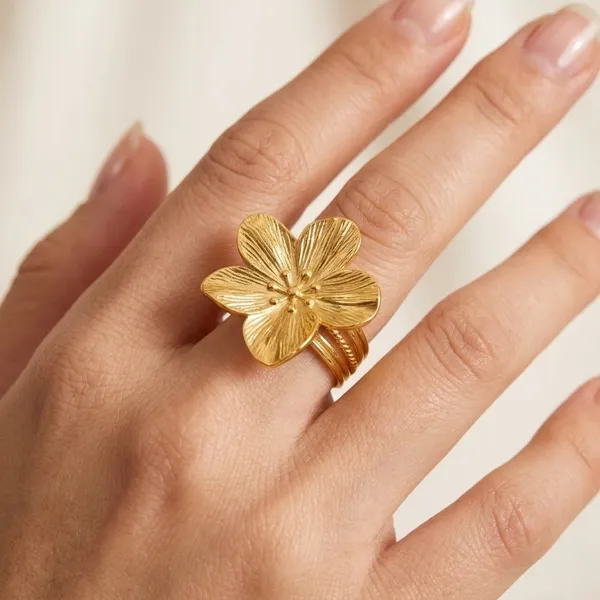 Solstice_Petals_Ring