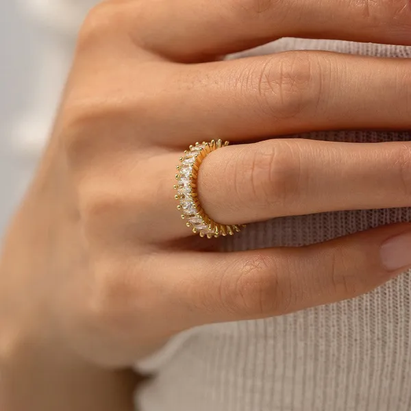 Royal_Curve_Ring_Gold