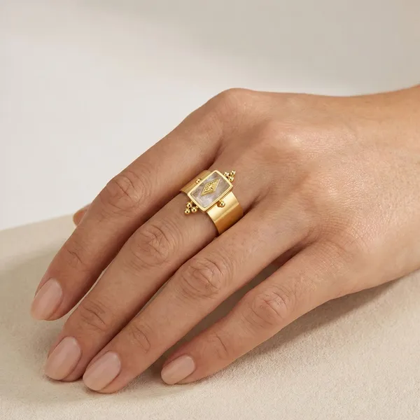 Gold_Geometric_Stone_Ring