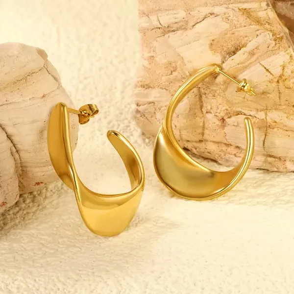 Sculpted_Hoop_Earrings