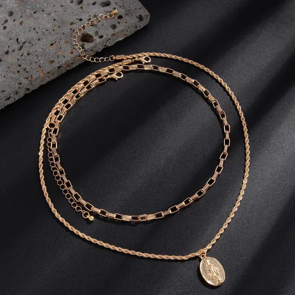 Portrait_Alloy_Pendant_Necklace