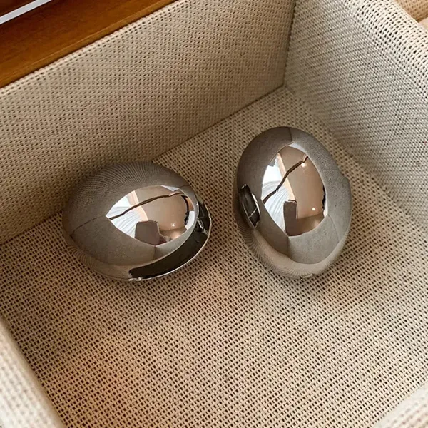 Silver_Oval_Hoops