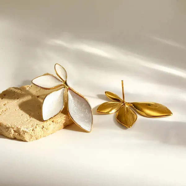 Half_Flower_Earring