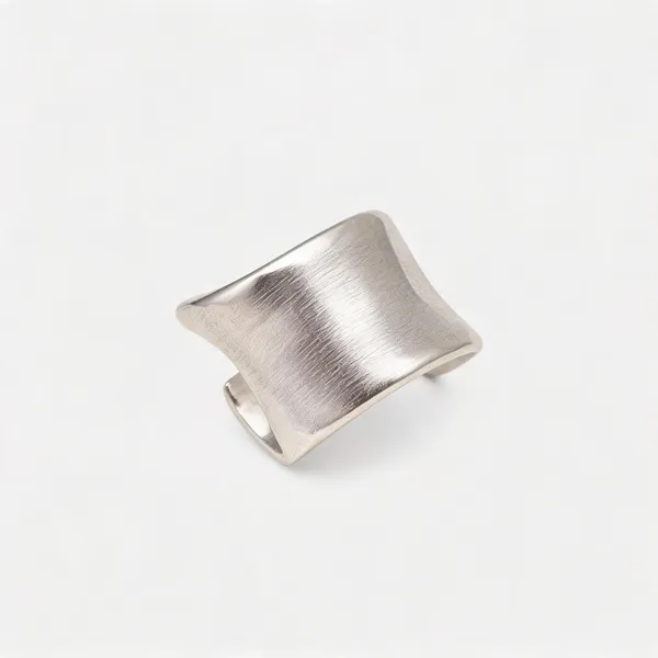 Minimalist_Geometric_Hoop_Silver