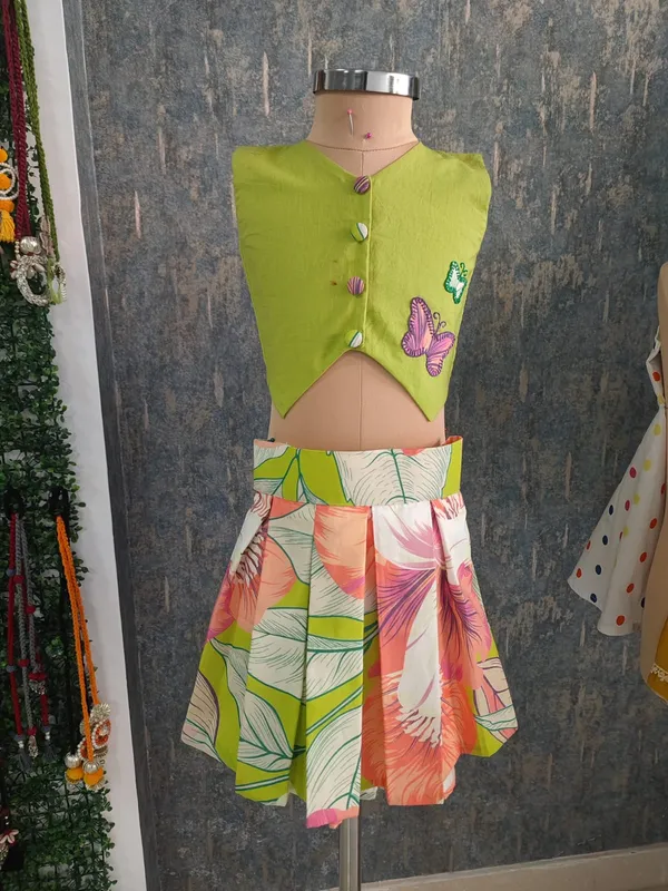 Green_Floral_Print_Skirt_Set_for_Girls
