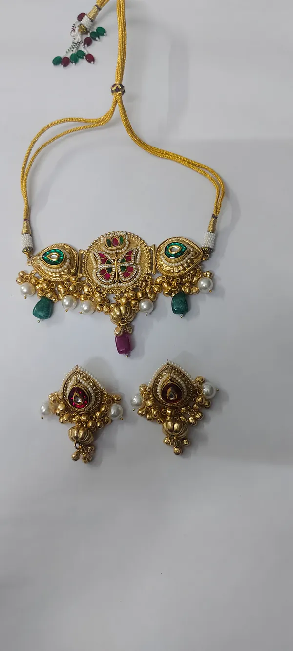 Gold_Tone_Traditional_Necklace_Set_for_Women