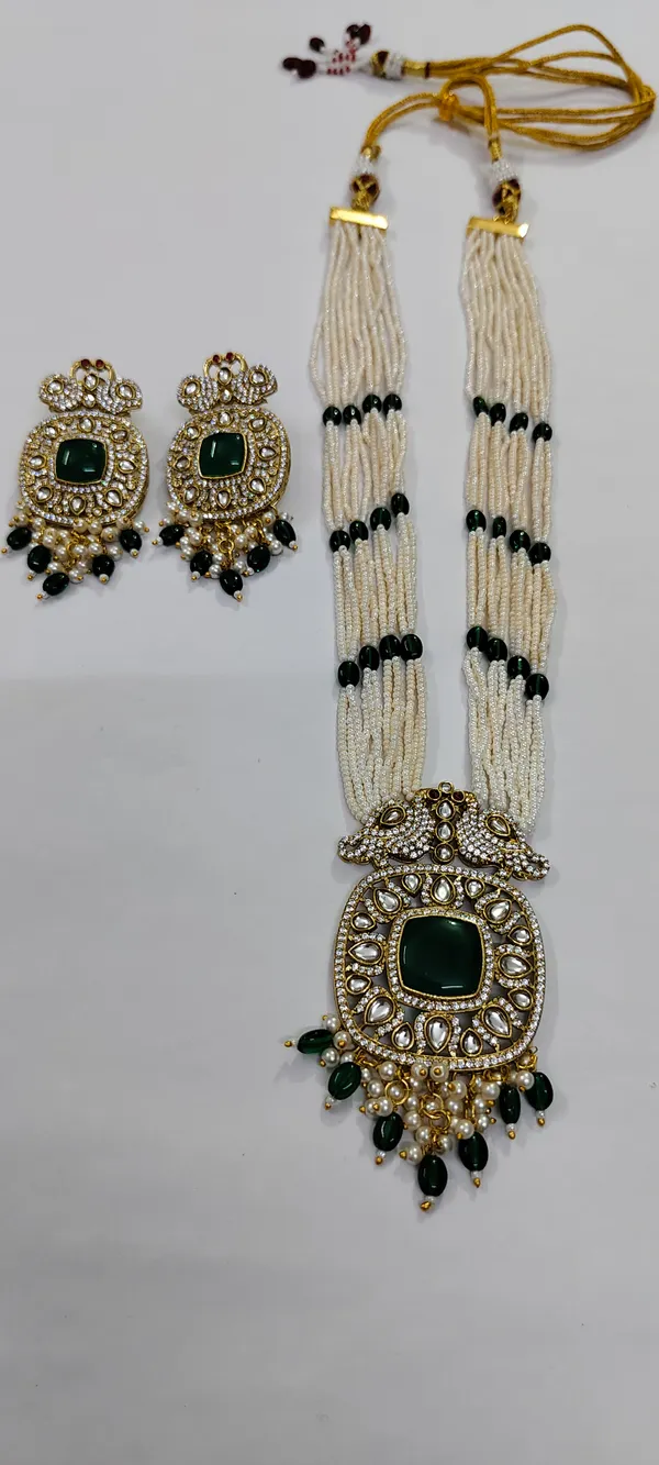 Green_Stone_Gold_Tone_Necklace_And_Earrings_Set