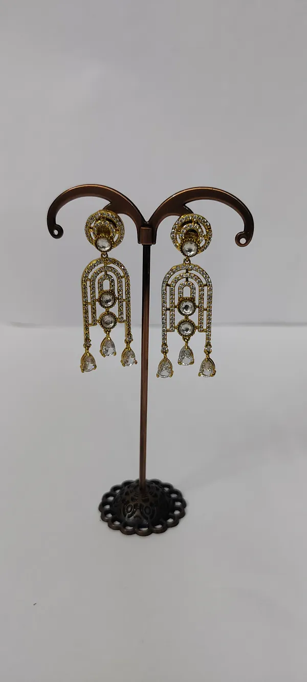 Gold_Tone_Crystal_Chandelier_Earrings_for_Women