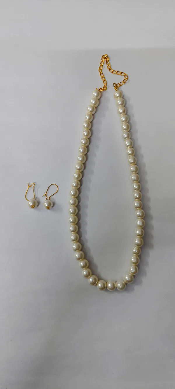 White_Pearl_Necklace_And_Earrings_Set_For_Women