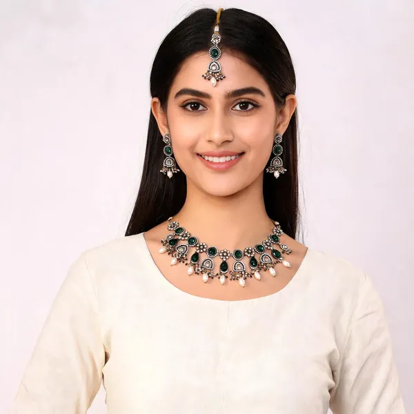 Green_Stone_Kundan_Necklace_Set_With_Earrings_For_Women