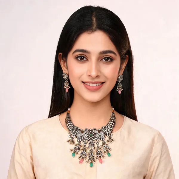 Antiuqe_Gold__Tone_Traditional_Necklace_Set_for_Women