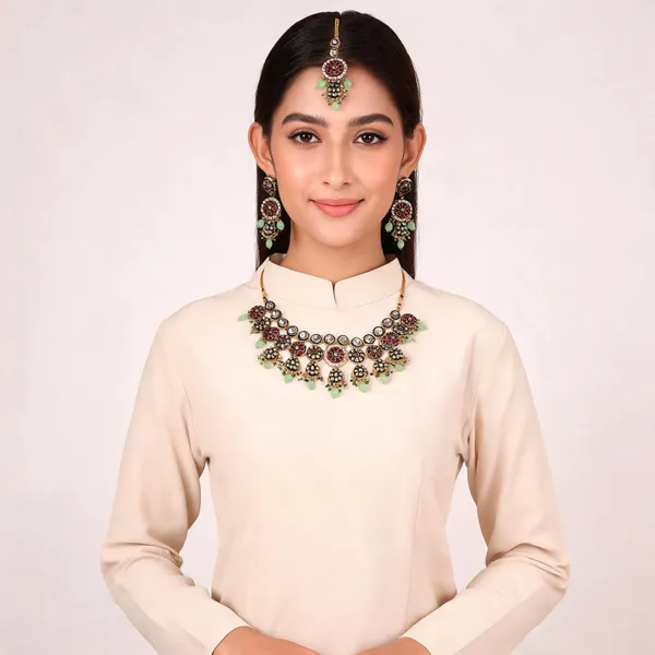 Gold_Tone_Kundan_Bridal_Jewellery_Set_for_Women