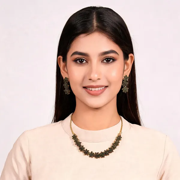 Emerald_Green_Floral_Necklace_and_Earrings_Jewellery_Set
Gold-Tone_Chain,_Matching_Earrings,_Floral_Design,_Green_Stone_Studded,_Statement_Necklace
