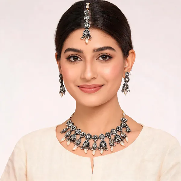 Silver_Tone_Oxidised_Kundan_Jewellery_Set_for_Women