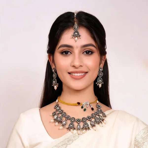 Silver_Tone_Oxidised_Kundan_Jewellery_Set_for_Women