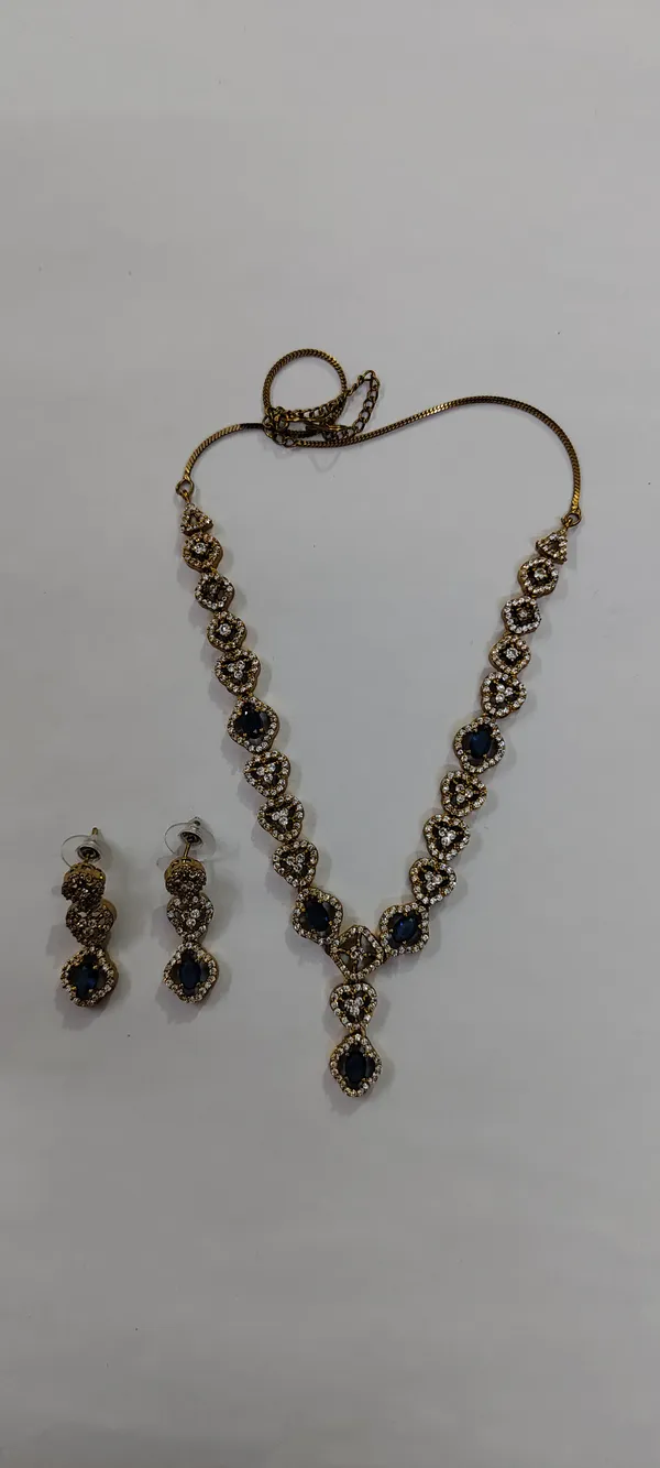 Blue_Stone_Necklace_And_Earrings_Set_for_Women