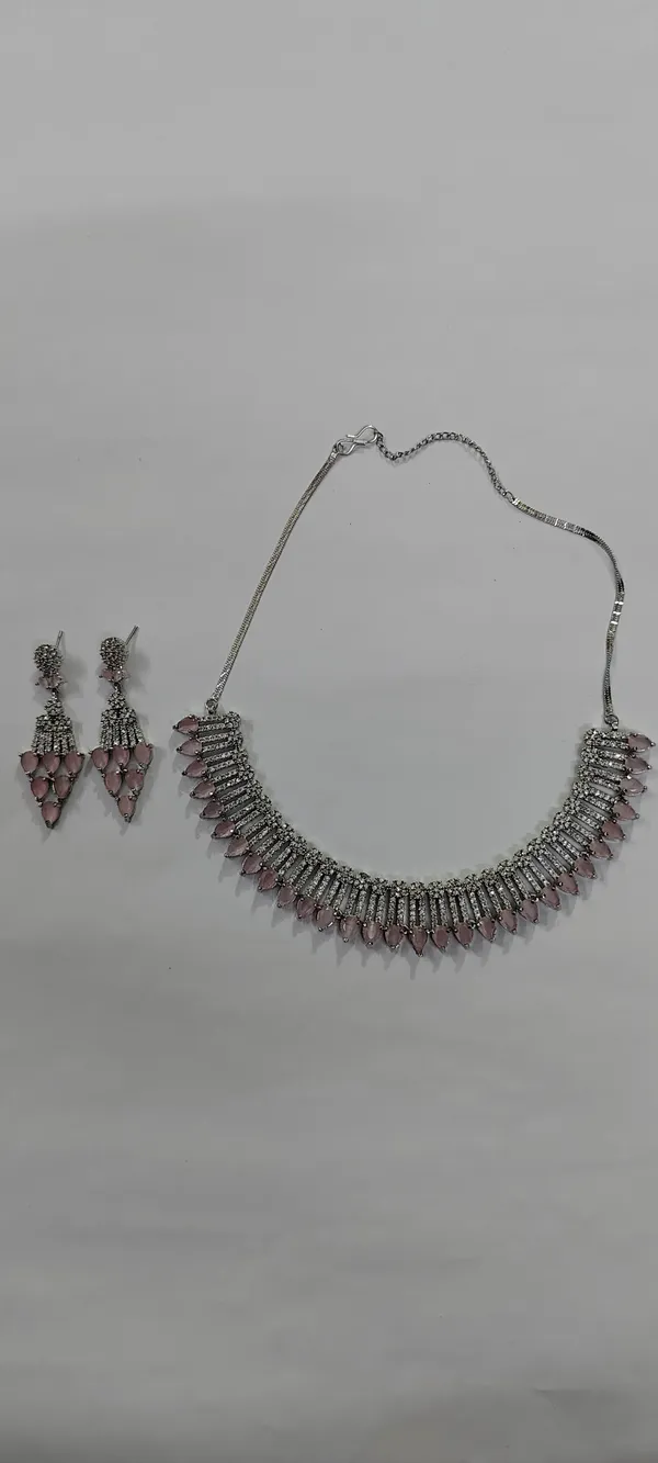 Silver_Tone_Pink_Stone_Necklace_And_Earring_Set