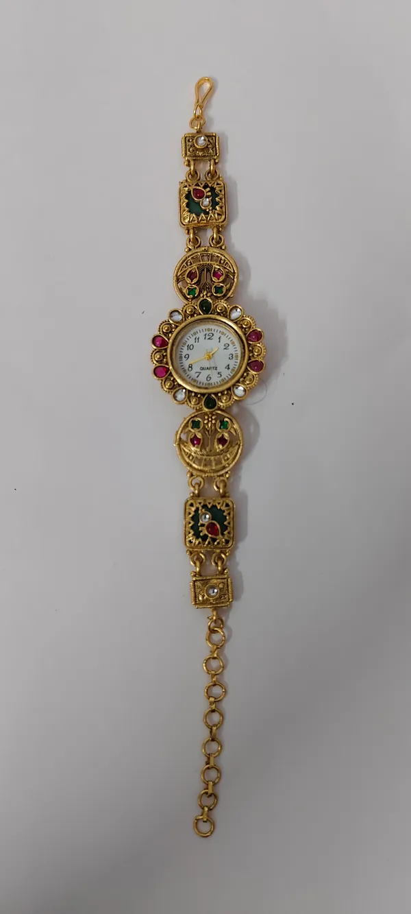 Gold_Tone_Stone_Embellished_Bracelet_Watch_for_Women
