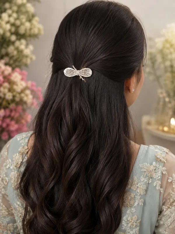 Silver_Rhinestone_Butterfly_Hair_Clip_for_Women