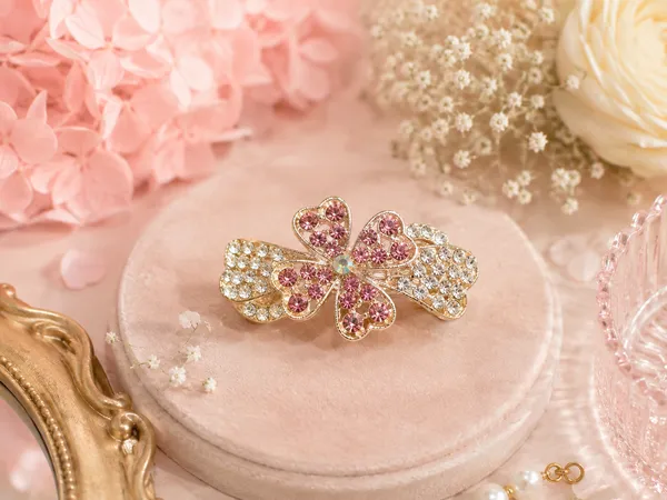 Gold_Tone_Rhinestone_Butterfly_Hair_Clip_for_Women