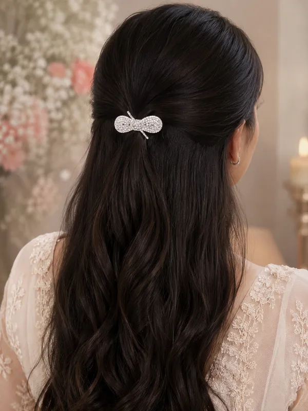 Silver_Rhinestone_Bow_Hair_Clip_for_Women