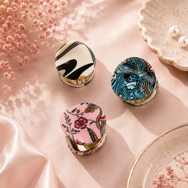Multicolour_Patterned_Claw_Hair_Clips_For_Women