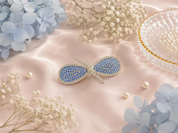 Blue_Rhinestone_Butterfly_Hair_Clip_for_Women