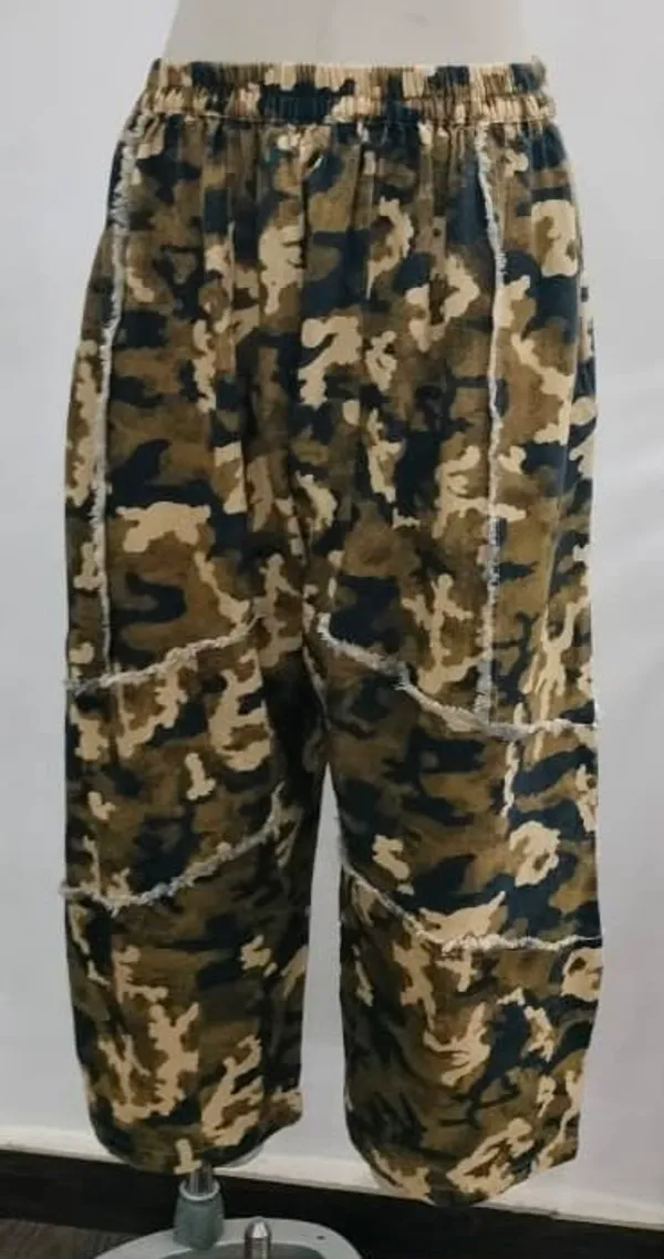 Olive_Green_Camouflage_Relaxed_Fit_Track_Pants_for_Men