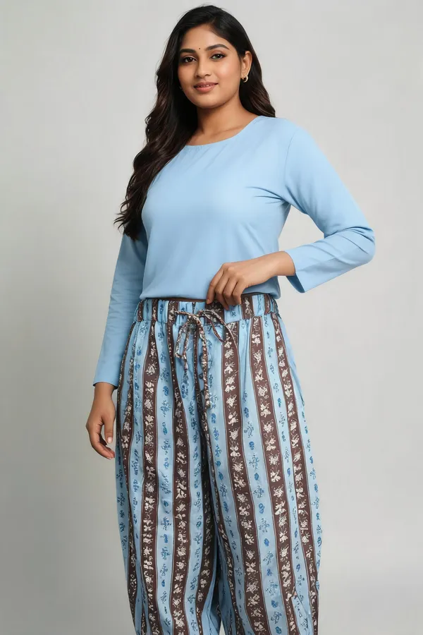 Blue_Cotton_Printed_Relaxed_Fit_Palazzo_Pants_For_Women