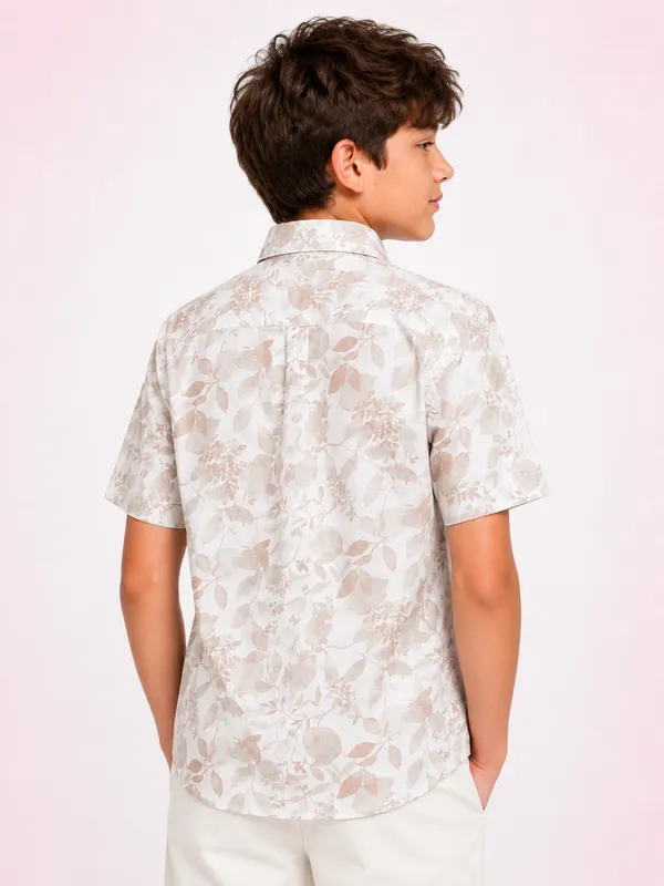 White_Floral_Print_Short_Sleeve_Shirt_for_Men