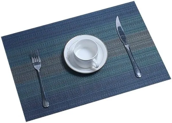 table_mat_berry_blue