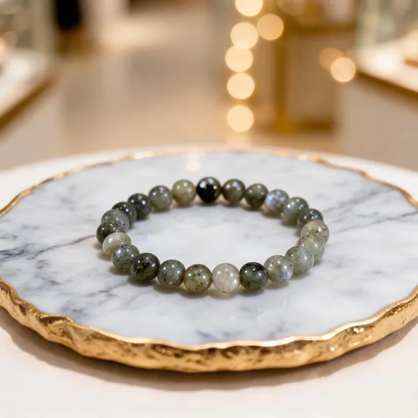 Labradorite_Bracelet_For_Unisex