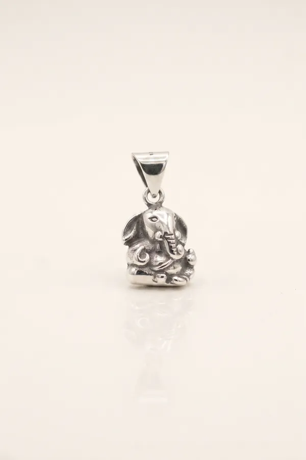 Silver-Tone_Ganesha_Pendant_Necklace_for_Men_And_Women