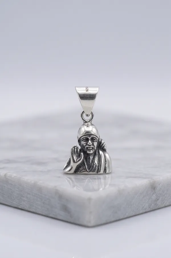 Silver_925_Sai_Baba_Pendant_Necklace_for_Devotees