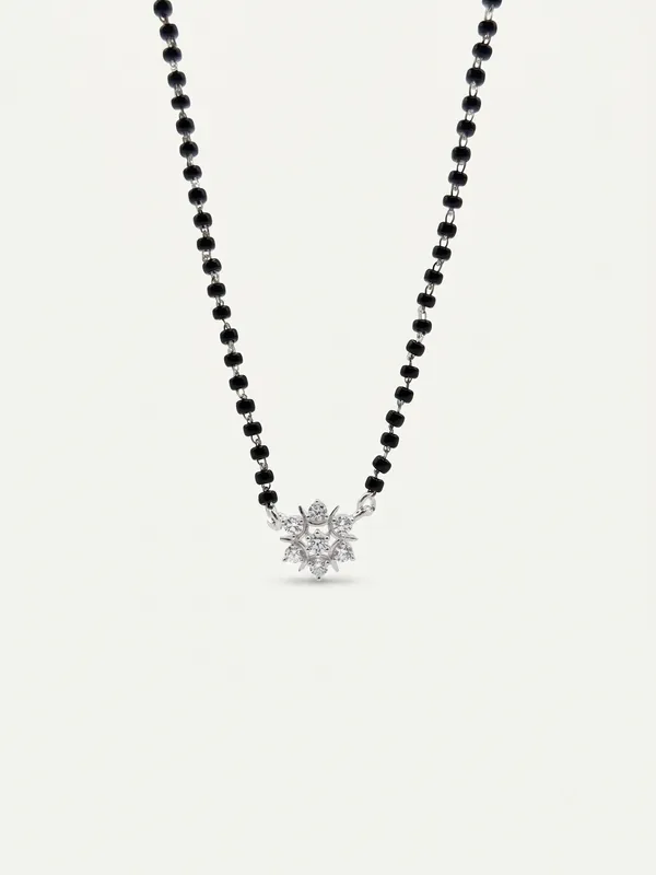 Black_Beaded_Floral_Pendant_Mangalsutra_Necklace