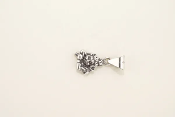 Silver_Tone_Religious_Pendant_Necklace