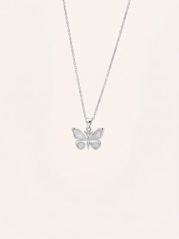 Silver_Butterfly_Pendant_Necklace_for_Women
