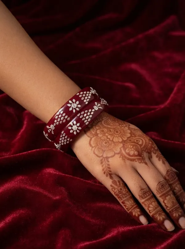 Traditional_Bengali_Suili_Phul_925_Sterling_Silver_Pola_Bangles_for_Women