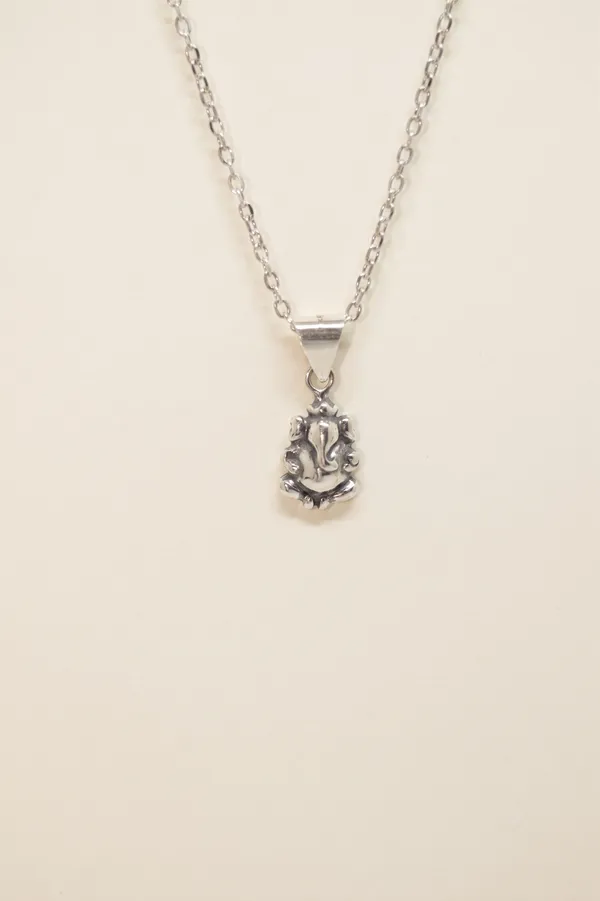 Silver-Tone_Ganesha_Pendant_Necklace_for_Men_And_Women