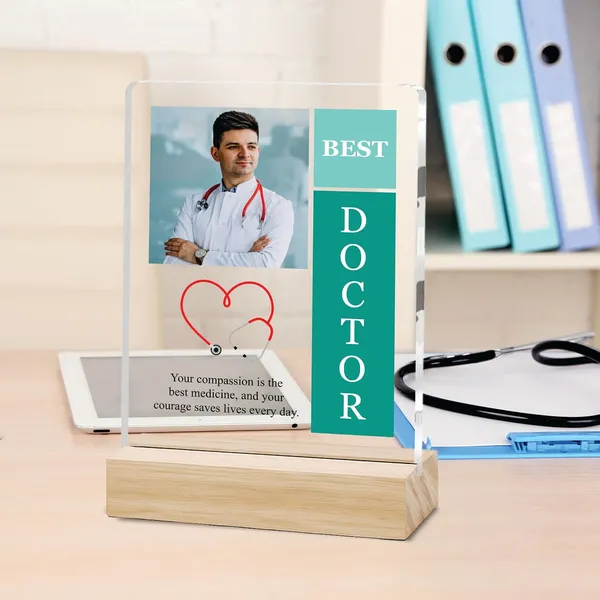 Giftplease_Best_Doctor_Photo_Plaque_With_Wooden_Stand_Personalised_Gift_For_Doctors_Thank_You_Gift_For_Medical_Professionals_Home_Office_Table_Decor_Appreciation_Frame_For_Doctor_Dct_01