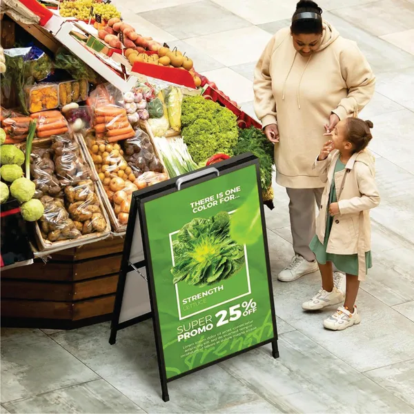DISPLAY_Double-Sided_Folding