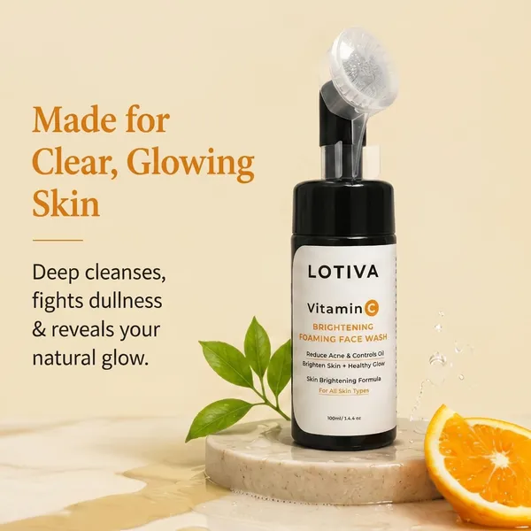 Vitamin_C_Foaming_Face_Wash_With_Silicone_Brush