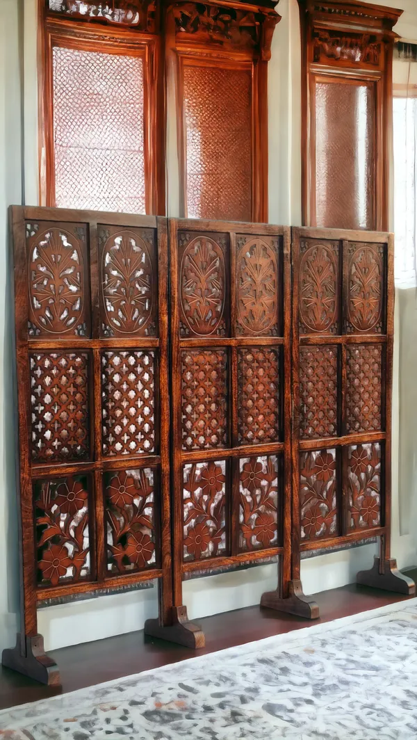 Wood_Traditional_Floral_Botanical_Cutout_Folding_Room_Divider