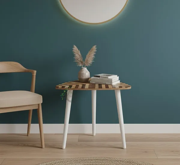 Wood_Modern_Chevron_Pattern_Triangular_Side_Table