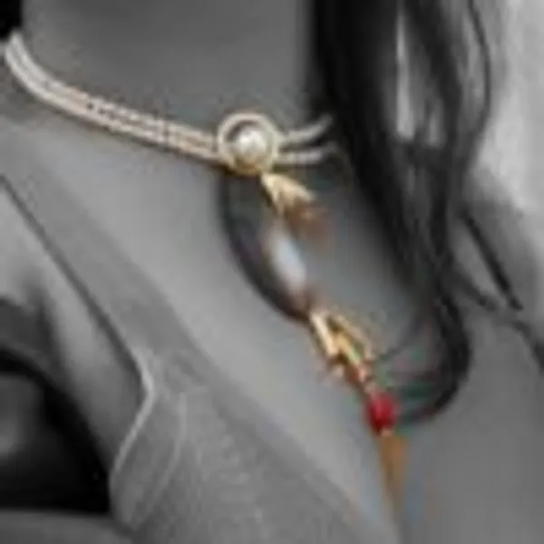 Buffalo_Weaver_Cleavage_Pendant