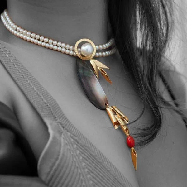 Buffalo_Weaver_Cleavage_Pendant